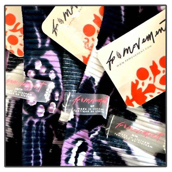 NWT Free People Movement Rally Printed Layer Top - Picture 10 of 15